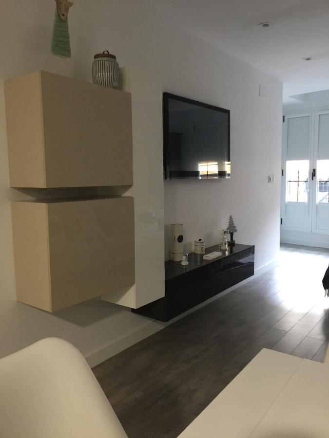 Piso En El Emblematico Barrio Antiguo De Oviedo Apartman Kültér fotó