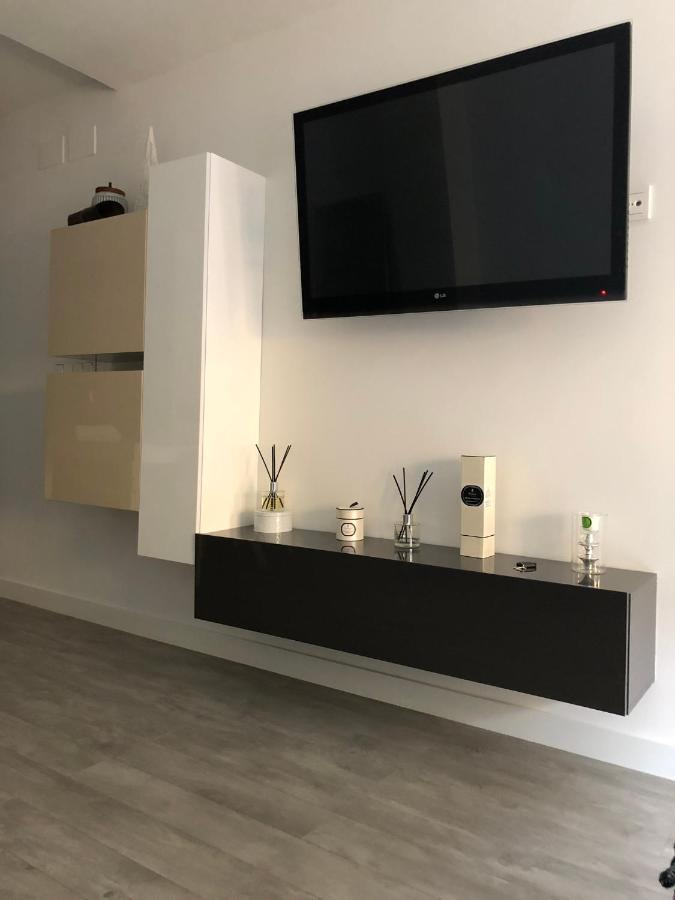 Piso En El Emblematico Barrio Antiguo De Oviedo Apartman Kültér fotó