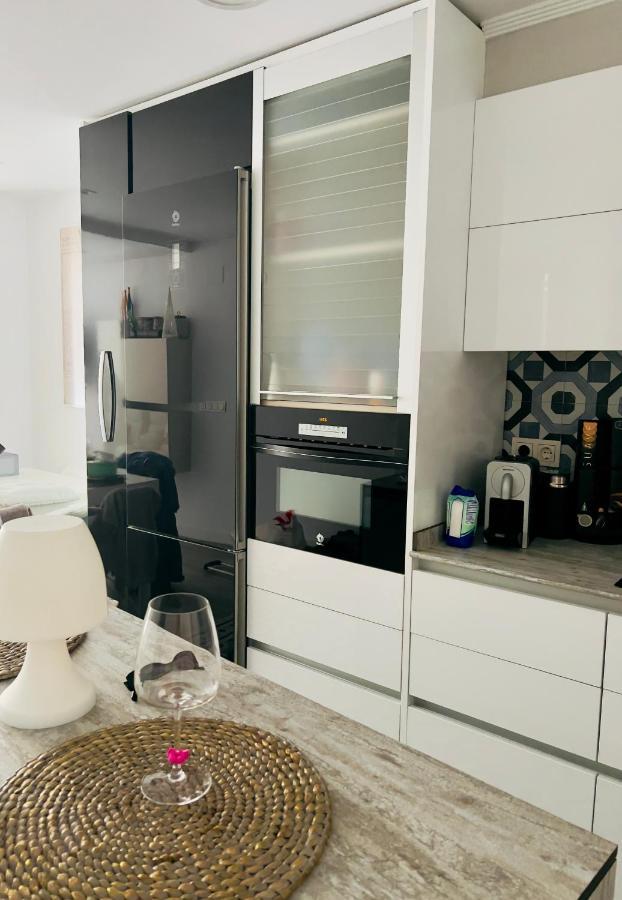 Piso En El Emblematico Barrio Antiguo De Oviedo Apartman Kültér fotó