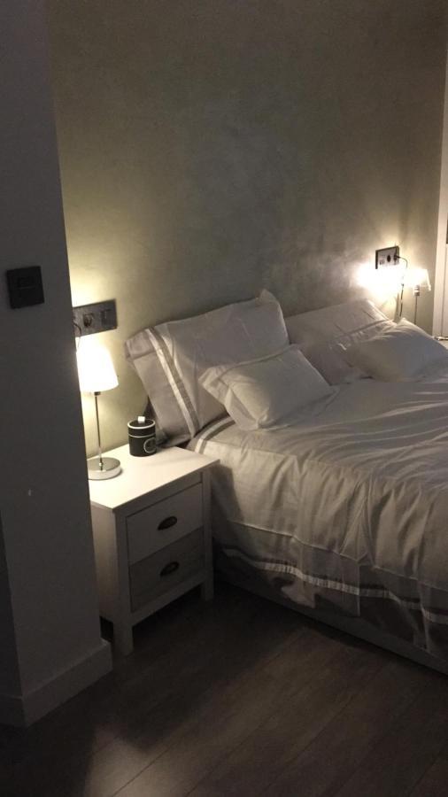 Piso En El Emblematico Barrio Antiguo De Oviedo Apartman Kültér fotó